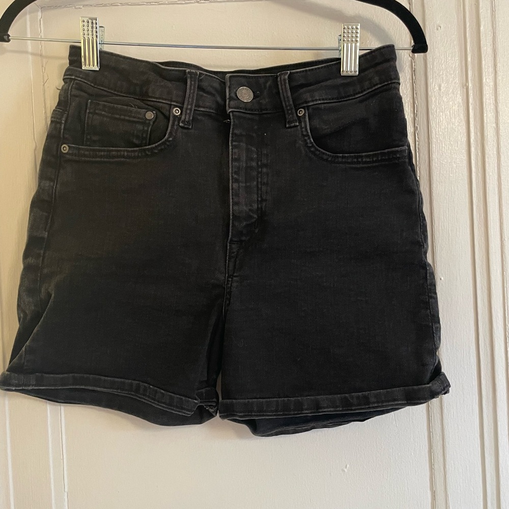 H&M high rise washed black shorts